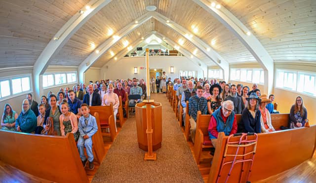 A picture of the LCR congregation on Easter Sunday